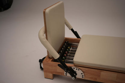 Foldable Pilates Reformer – Eco